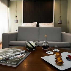Deluxe Room King Size Bed